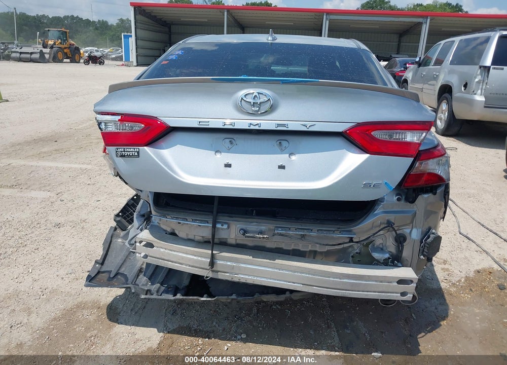 2019 TOYOTA CAMRY SE VIN: 4T1B11HK5KU698677
