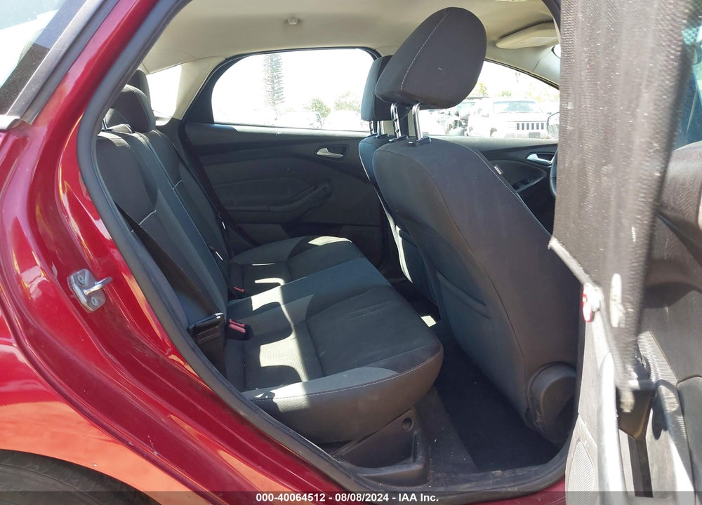 2014 FORD FOCUS SE VIN: 1FADP3F20EL327470