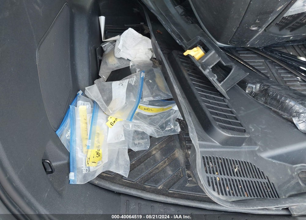 2018 FORD ESCAPE TITANIUM VIN: 1FMCU9J91JUA04227