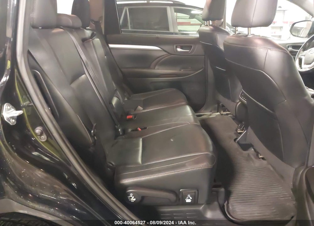 2016 TOYOTA HIGHLANDER XLE V6 VIN: 5TDJKRFH9GS263899