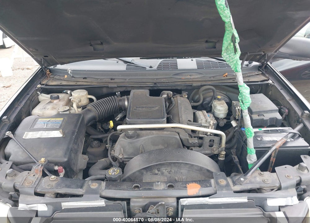 2004 GMC ENVOY XUV SLE/SLT VIN: 1GKES12S146160853