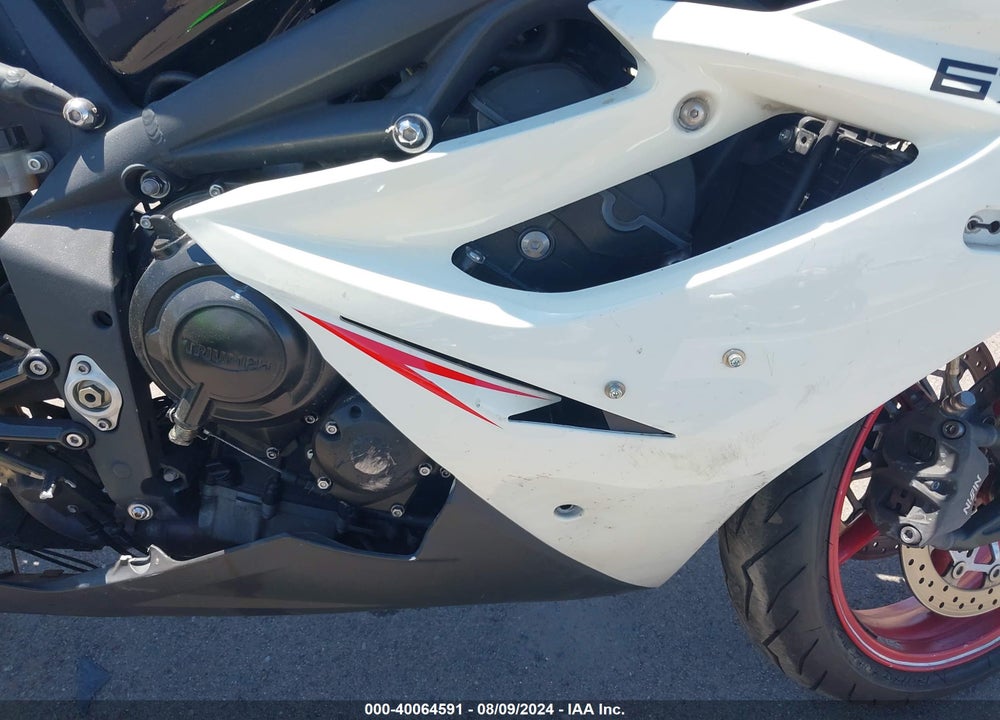 2009 TRIUMPH MOTORCYCLE DAYTONA 675 VIN: SMTD00NS99J397728