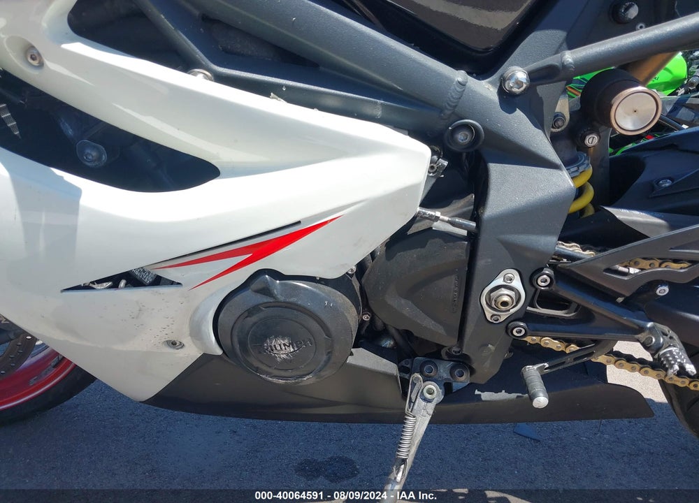 2009 TRIUMPH MOTORCYCLE DAYTONA 675 VIN: SMTD00NS99J397728