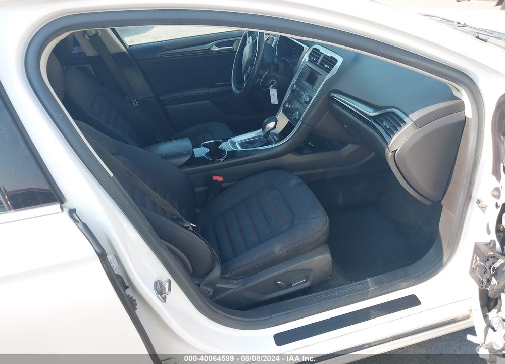 2015 FORD FUSION SE VIN: 3FA6P0HD3FR214461