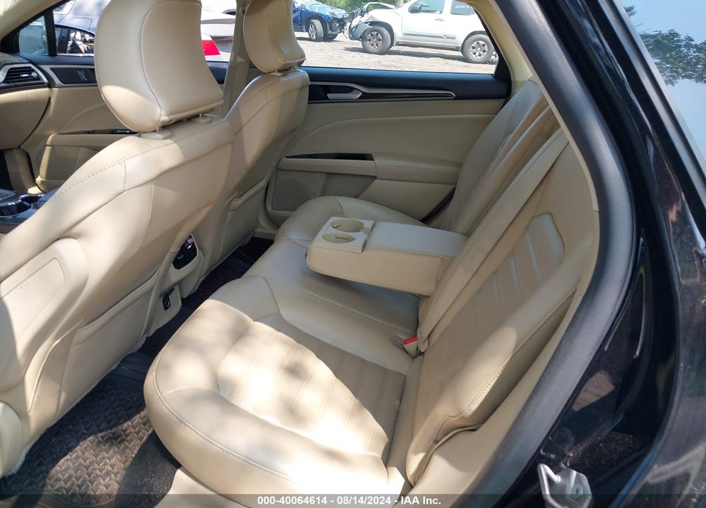 2016 FORD FUSION SE VIN: 3FA6P0HD2GR138409