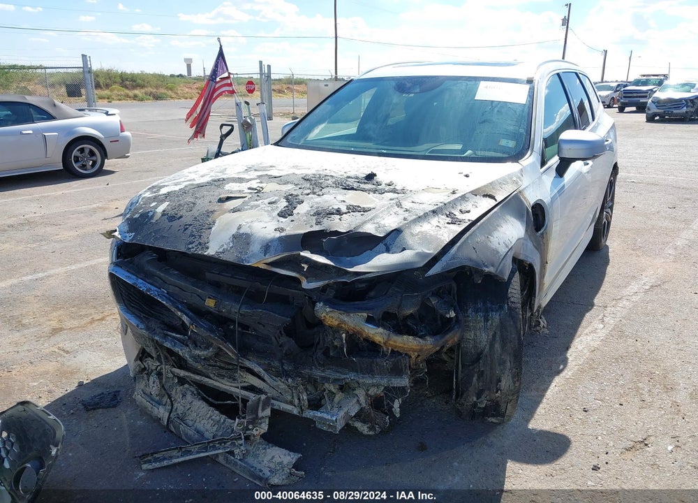 2019 VOLVO XC60 T8 R-DESIGN VIN: LYVBR0DM3KB283494