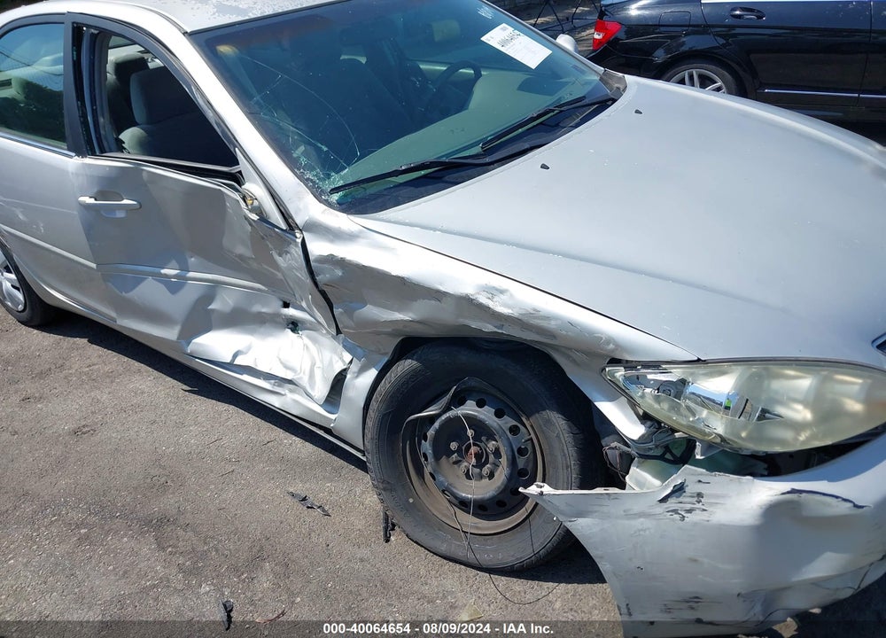2005 TOYOTA CAMRY LE VIN: 4T1BE32K15U529804