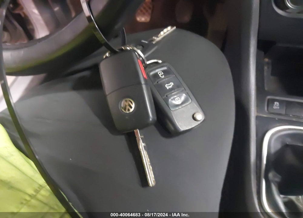 2014 VOLKSWAGEN JETTA SPORTWAGEN 2.0L TDI VIN: 3VWML7AJ5EM623687