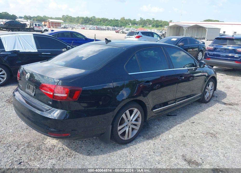 2017 VOLKSWAGEN JETTA 1.8T SEL VIN: 3VWL17AJ1HM243218