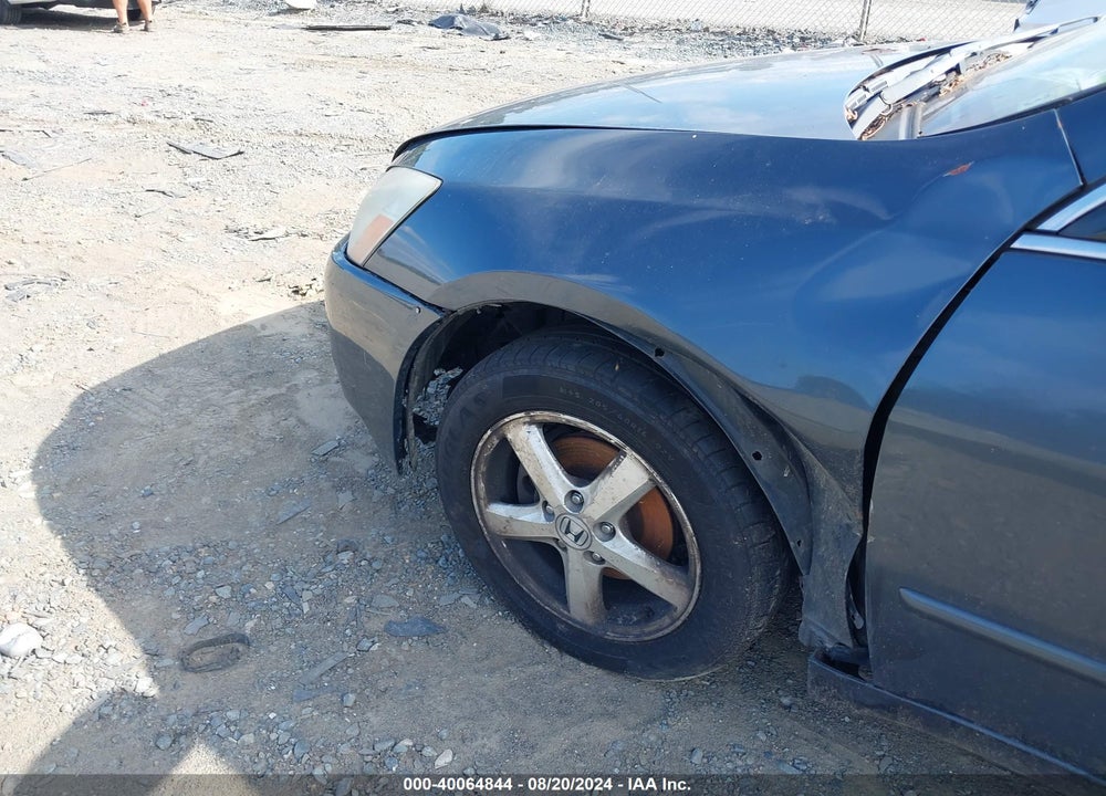 2005 HONDA ACCORD 2.4 EX VIN: 1HGCM56735A110210