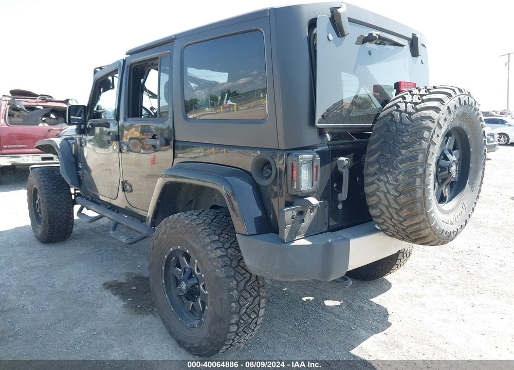 2014 JEEP WRANGLER UNLIMITED SAHARA VIN: 1C4BJWEG8EL264782