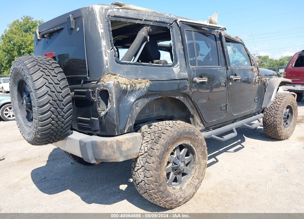 2014 JEEP WRANGLER UNLIMITED SAHARA VIN: 1C4BJWEG8EL264782