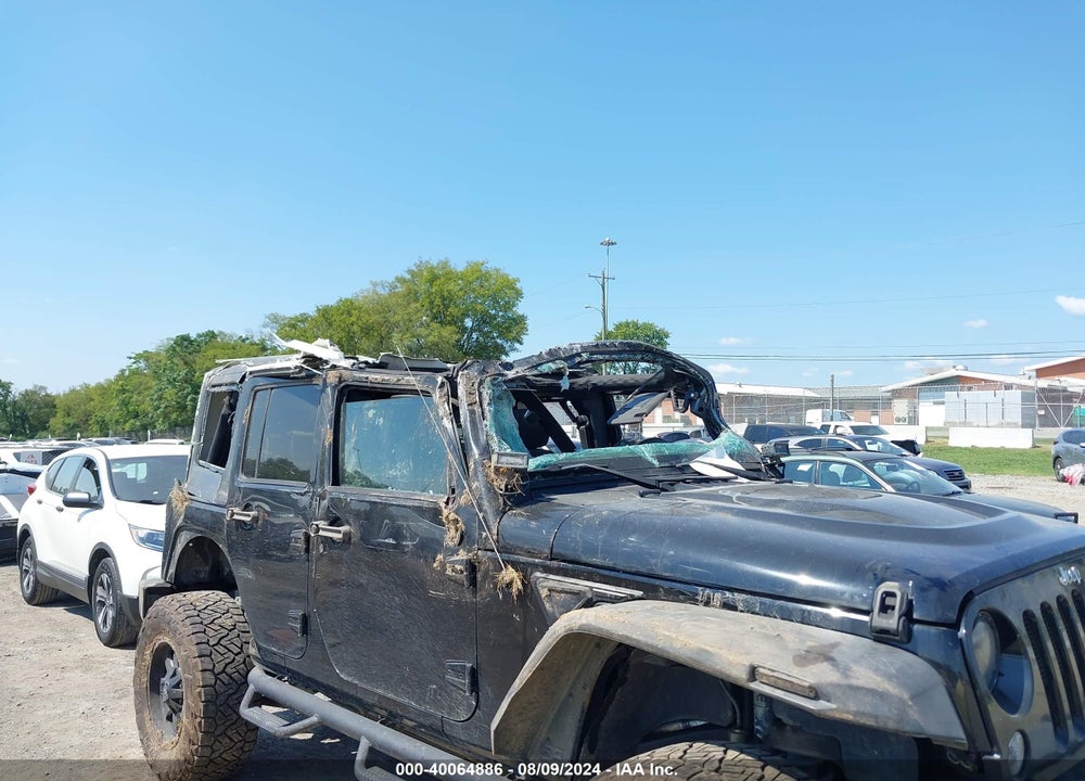 2014 JEEP WRANGLER UNLIMITED SAHARA VIN: 1C4BJWEG8EL264782