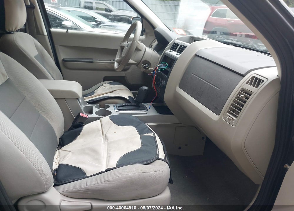2008 FORD ESCAPE XLT VIN: 1FMCU03148KB27173
