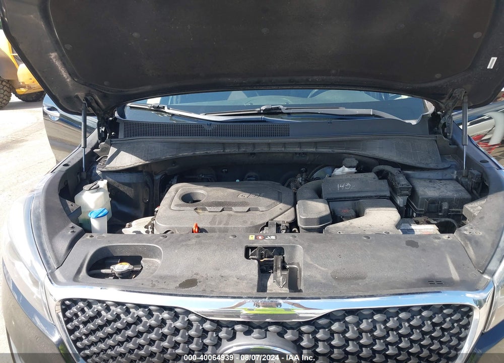 2016 KIA SORENTO 2.4L LX VIN: 5XYPGDA3XGG021730