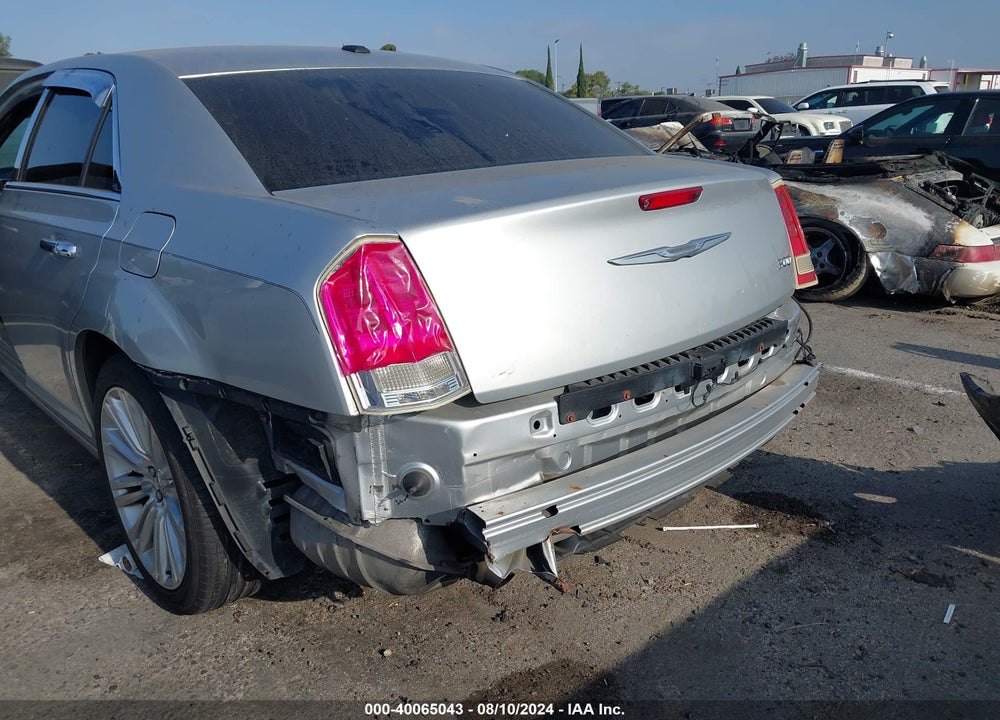 2011 CHRYSLER 300 LIMITED VIN: 2C3CA5CG8BH614197