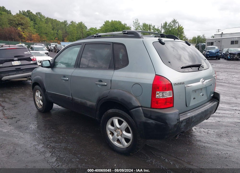 2005 HYUNDAI TUCSON GLS/LX VIN: KM8JN72D85U136936