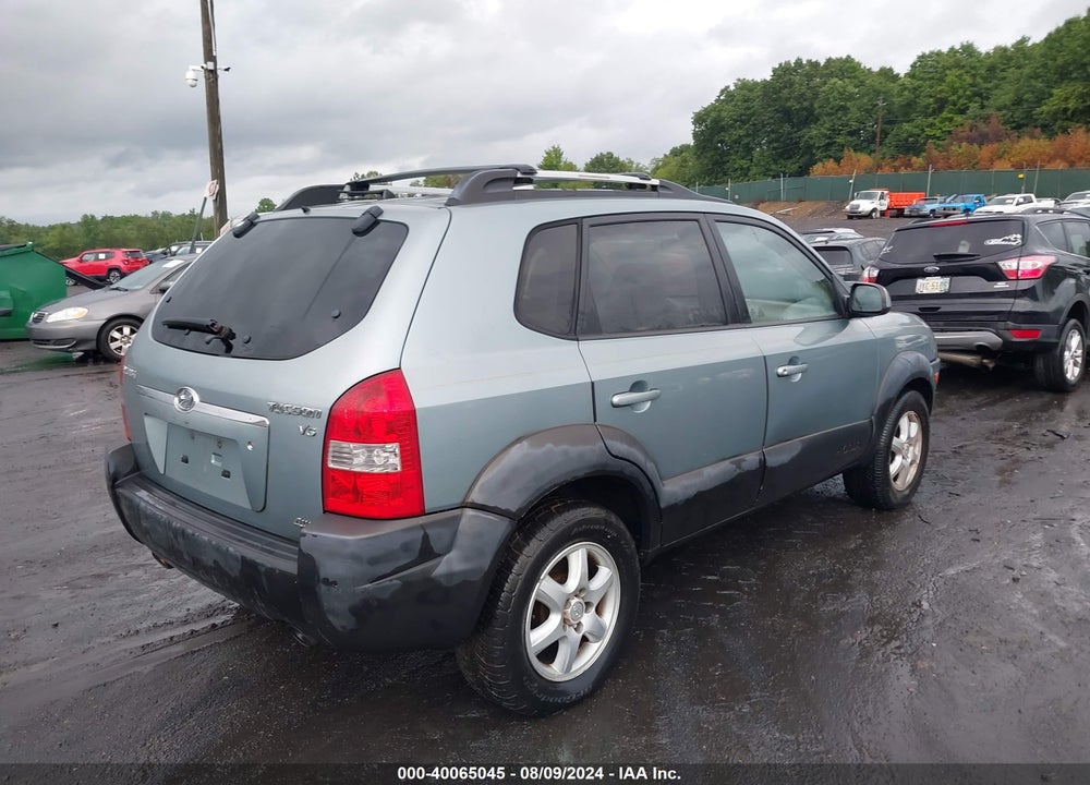 2005 HYUNDAI TUCSON GLS/LX VIN: KM8JN72D85U136936