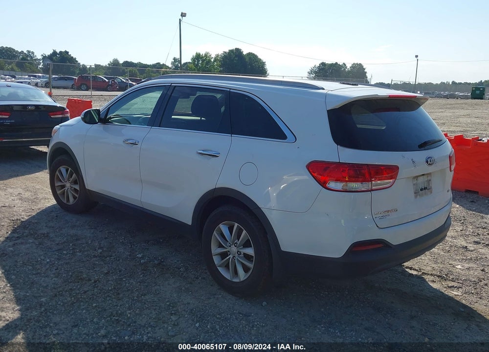 2016 KIA SORENTO 2.4L LX VIN: 5XYPG4A32GG020720
