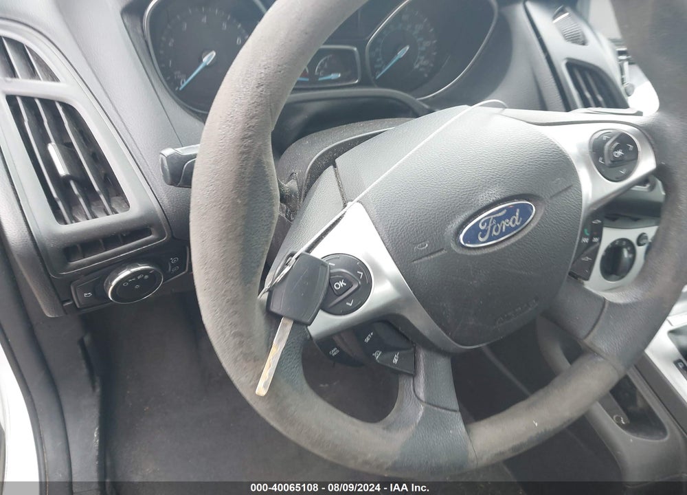 2013 FORD FOCUS SE VIN: 1FADP3F22DL252334