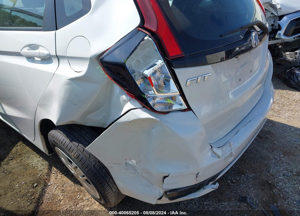 2019 HONDA FIT LX VIN: 3HGGK5H40KM752294