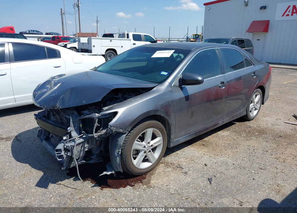 2013 TOYOTA CAMRY SE VIN: 4T1BF1FK0DU283581