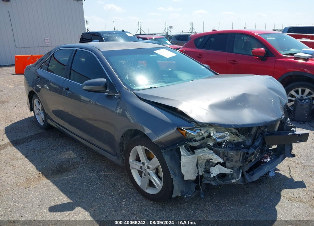 2013 TOYOTA CAMRY SE VIN: 4T1BF1FK0DU283581