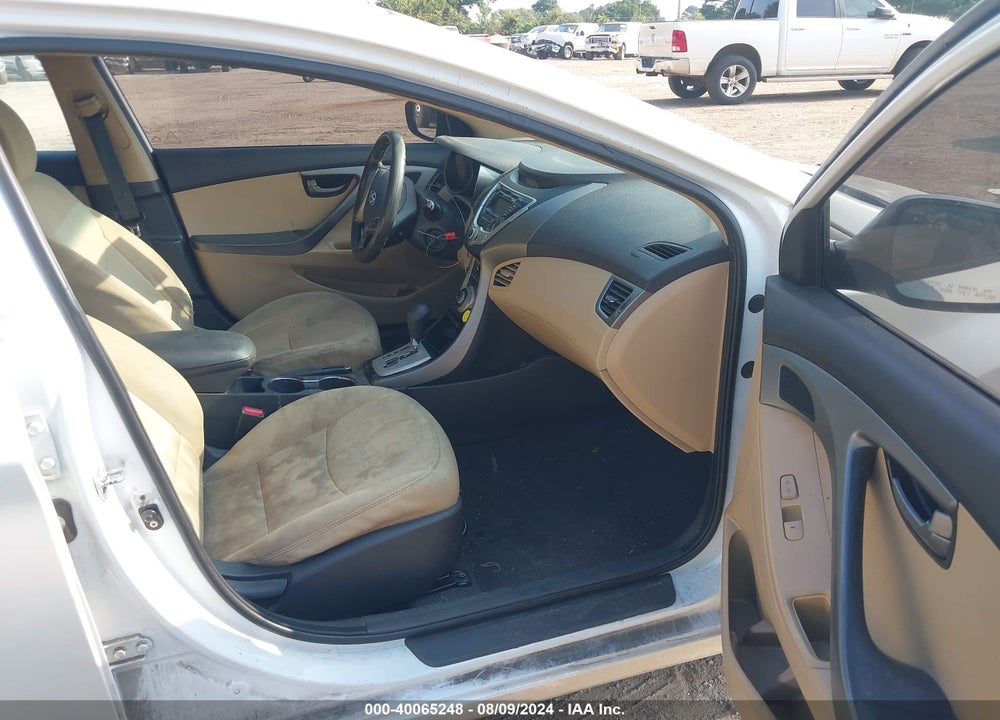 2011 HYUNDAI ELANTRA GLS VIN: 5NPDH4AE1BH011154