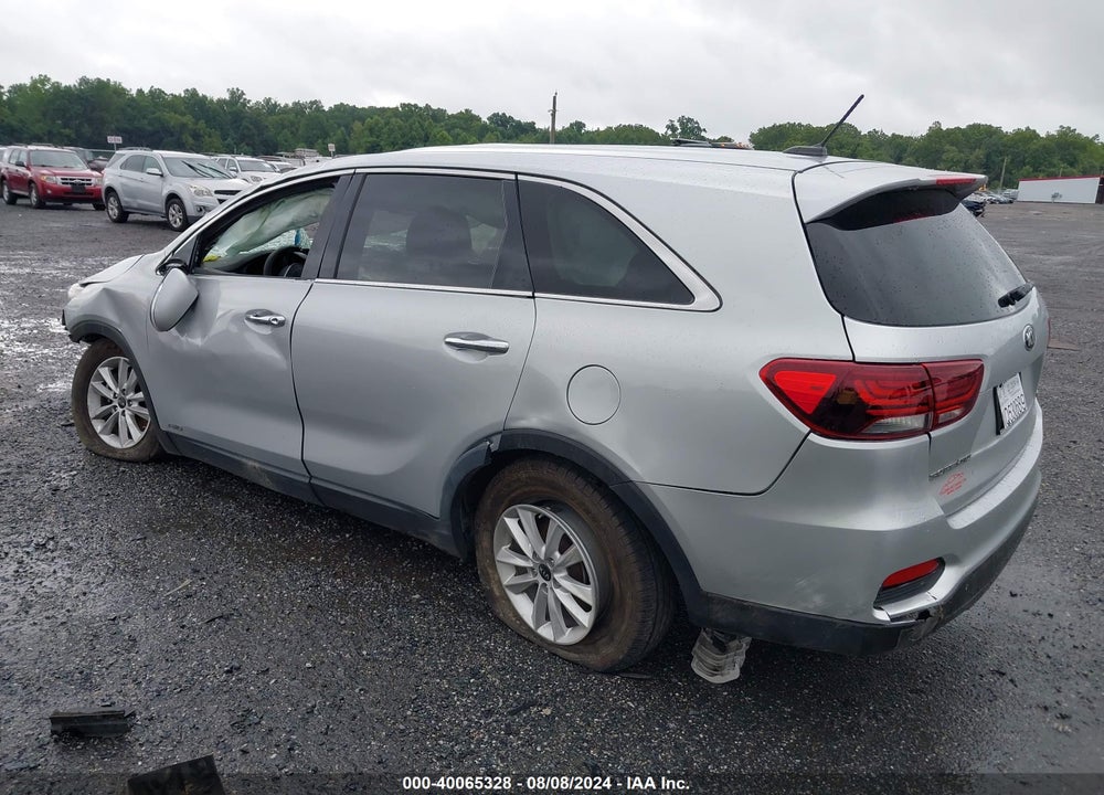 2019 KIA SORENTO 3.3L LX VIN: 5XYPGDA52KG450810