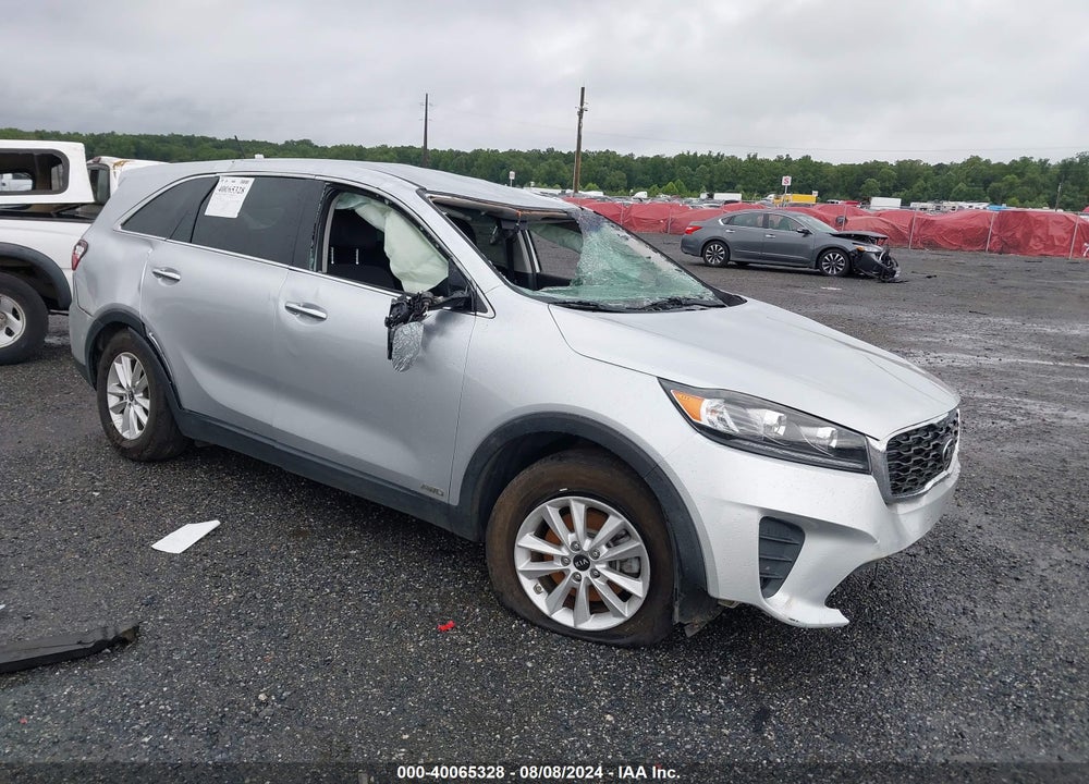 2019 KIA SORENTO 3.3L LX VIN: 5XYPGDA52KG450810