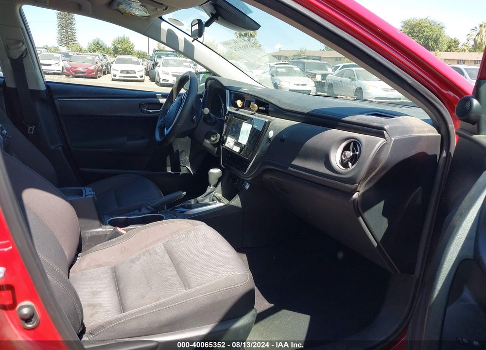 2017 TOYOTA COROLLA LE VIN: 5YFBURHE0HP699844