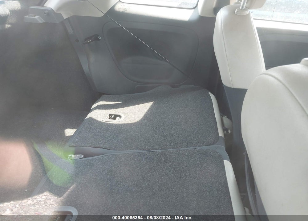 2013 FIAT 500 POP VIN: 3C3CFFARXDT745170