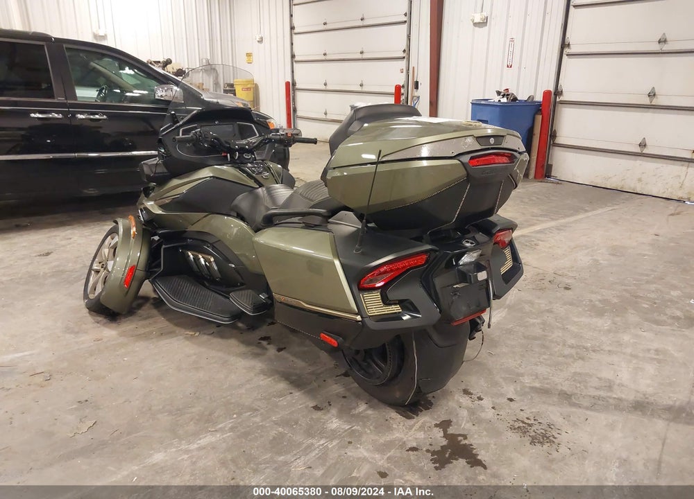 2021 CAN-AM SPYDER ROADSTER RT/RT LIMITED VIN: 2BXNBDD28MV001015