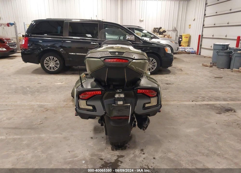 2021 CAN-AM SPYDER ROADSTER RT/RT LIMITED VIN: 2BXNBDD28MV001015