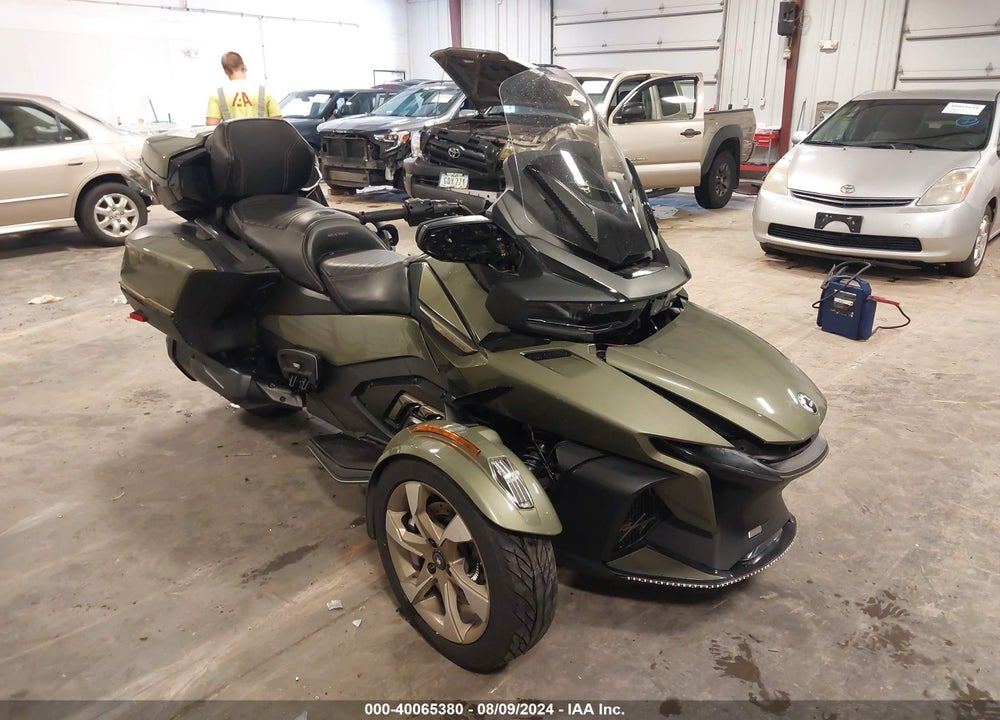 2021 CAN-AM SPYDER ROADSTER RT/RT LIMITED VIN: 2BXNBDD28MV001015