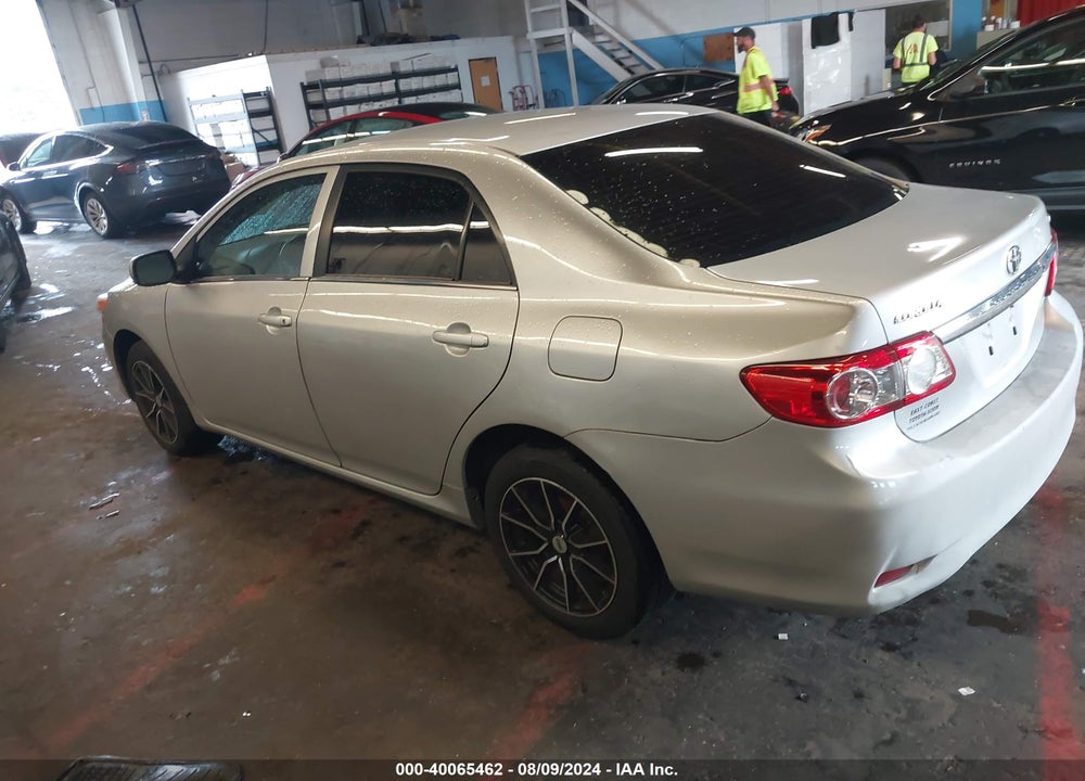 2013 TOYOTA COROLLA LE VIN: 2T1BU4EE6DC940405