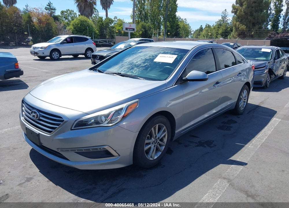 2015 HYUNDAI SONATA SE VIN: 5NPE24AF3FH035573
