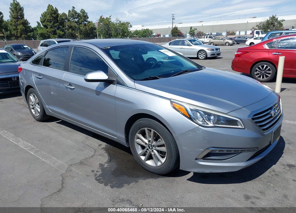 2015 HYUNDAI SONATA SE VIN: 5NPE24AF3FH035573