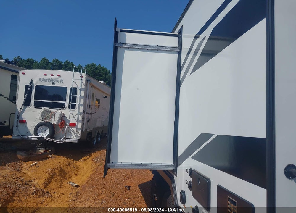 2024 WINNEBAGO MICRO MINNIE M2108TB VIN: 54CTM2J21R3078568