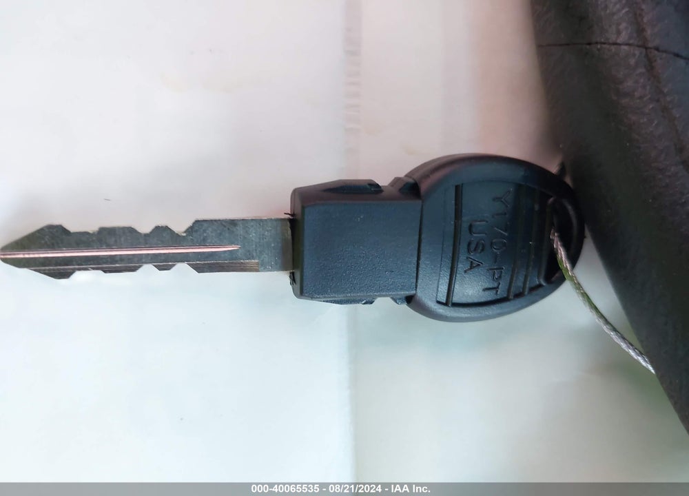 2010 DODGE CHALLENGER VIN: 2B3CJ4DV1AH166744