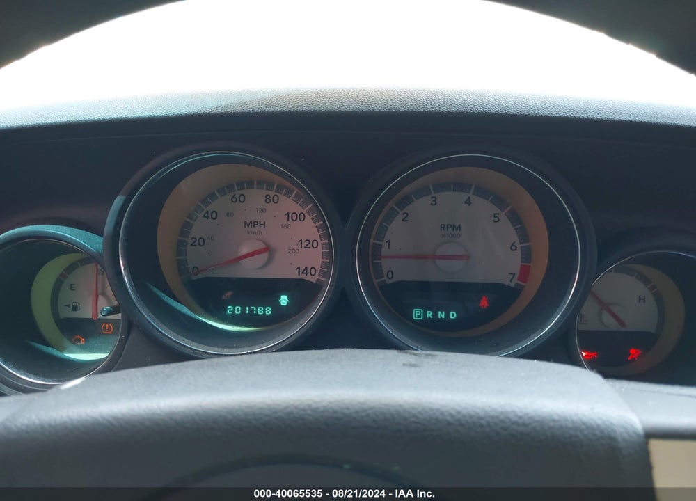 2010 DODGE CHALLENGER VIN: 2B3CJ4DV1AH166744
