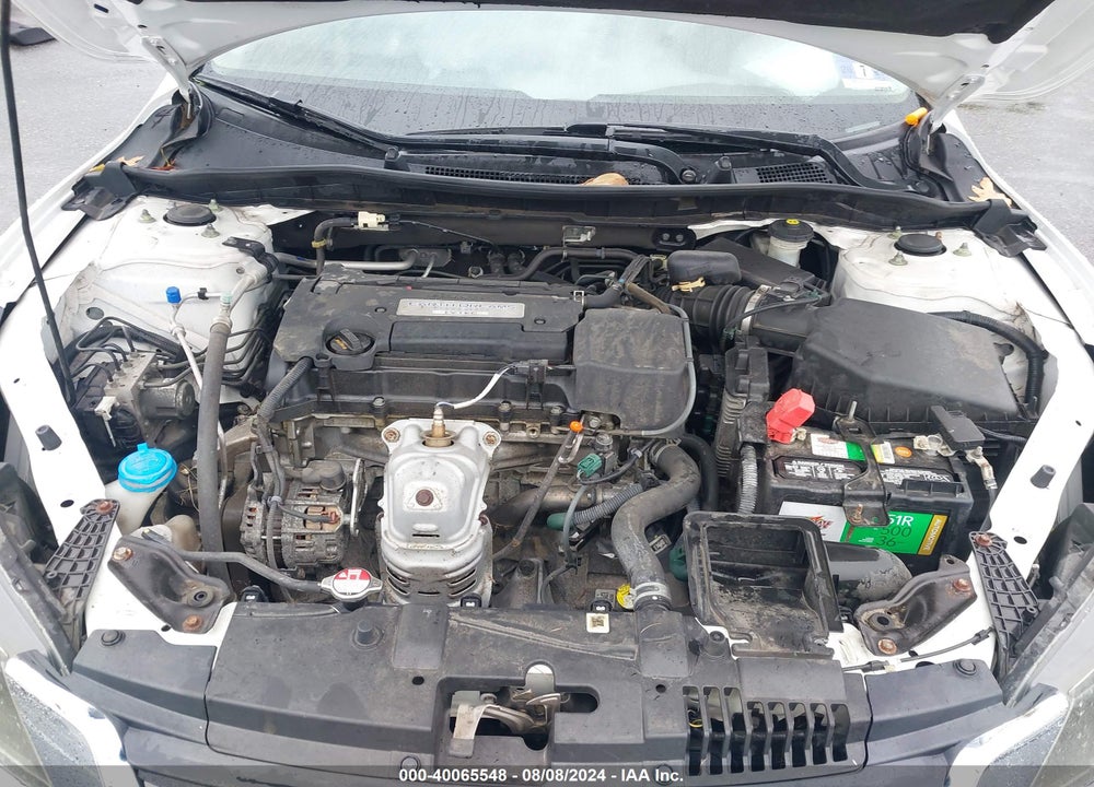 2015 HONDA ACCORD LX VIN: 1HGCR2F33FA061833