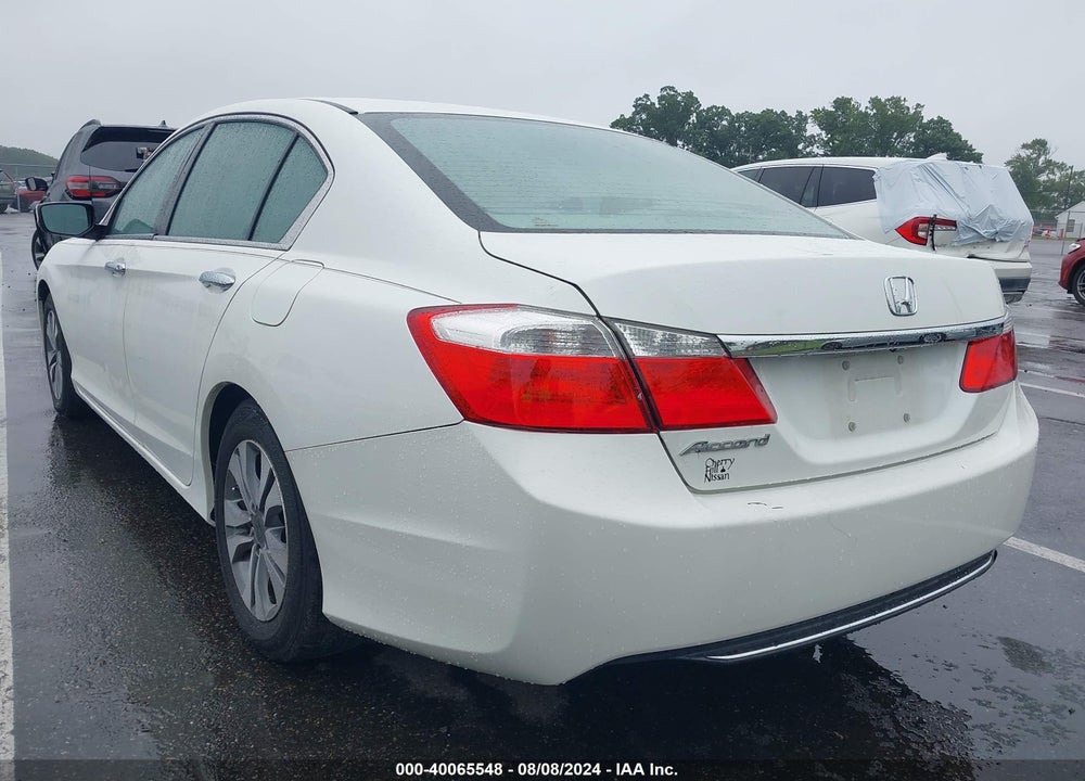2015 HONDA ACCORD LX VIN: 1HGCR2F33FA061833