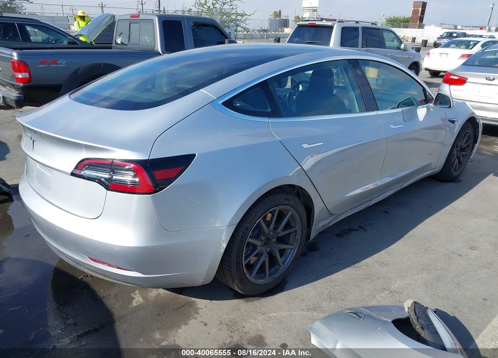 2018 TESLA MODEL 3 LONG RANGE/MID RANGE VIN: 5YJ3E1EA6JF077366