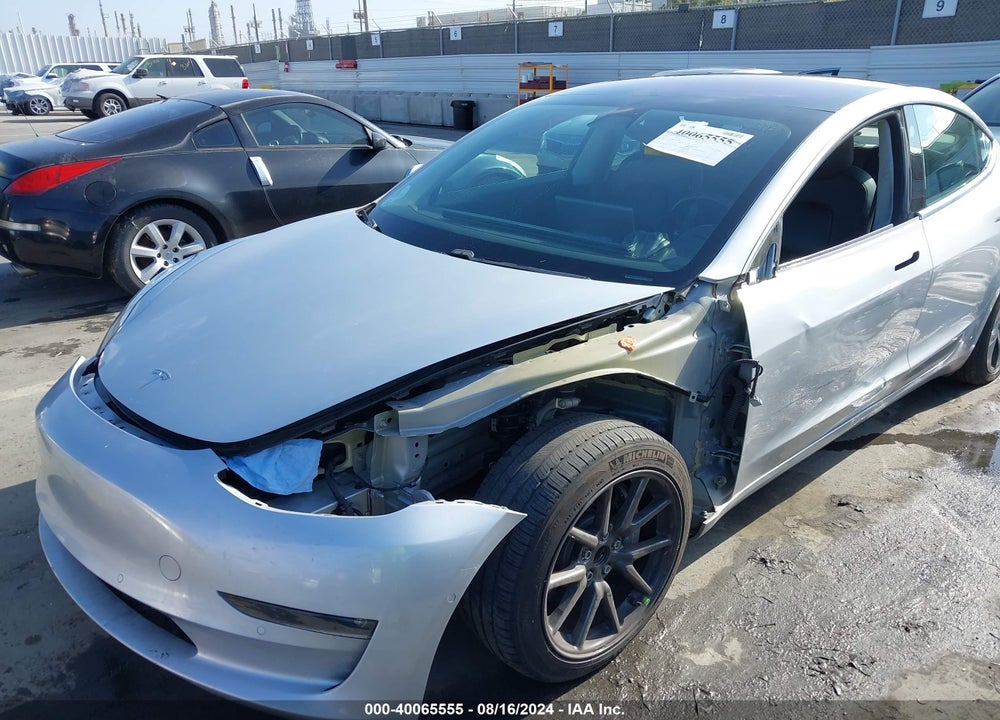 2018 TESLA MODEL 3 LONG RANGE/MID RANGE VIN: 5YJ3E1EA6JF077366