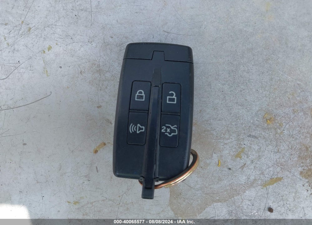 2010 FORD TAURUS VIN: 1FAHP2FW9AG118066