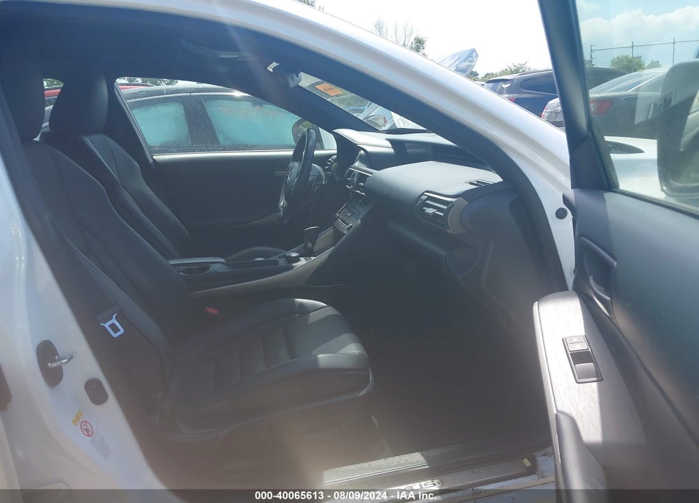 2019 LEXUS IS 300 VIN: JTHBA1D26K5088600