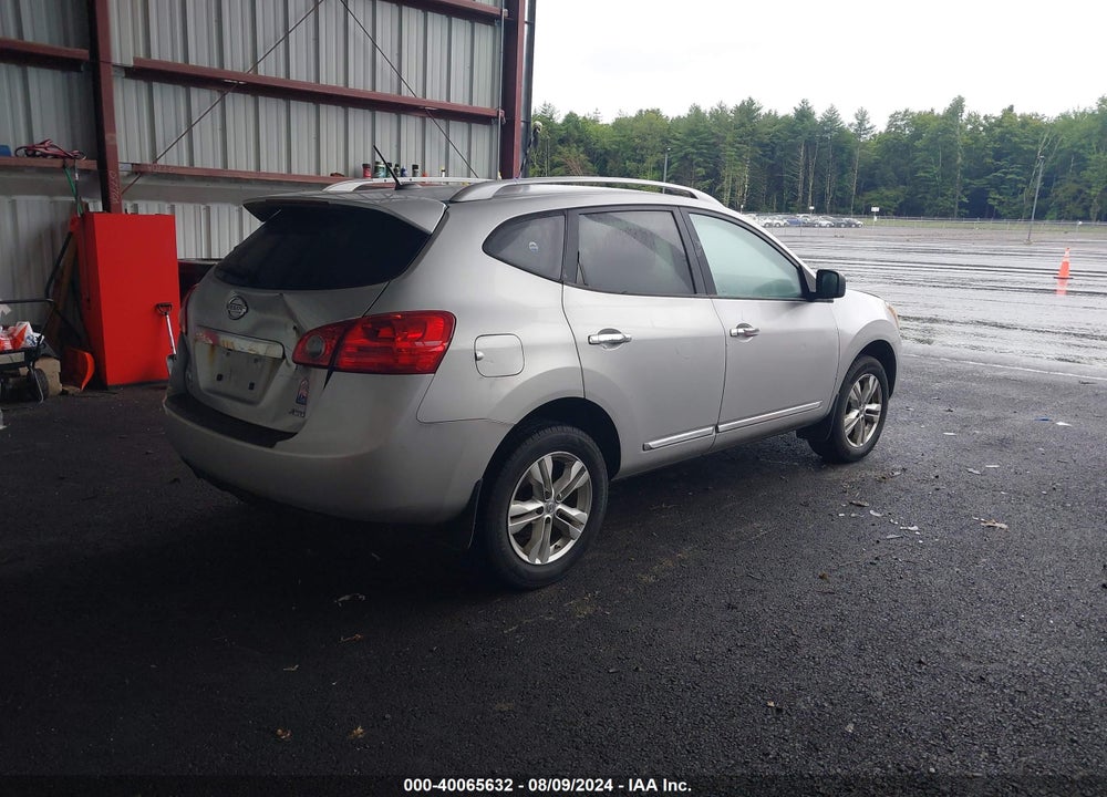 2015 NISSAN ROGUE SELECT S VIN: JN8AS5MV2FW764623