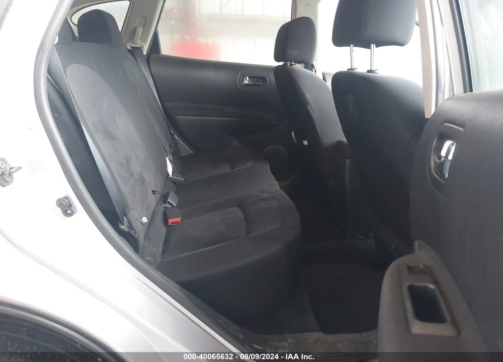 2015 NISSAN ROGUE SELECT S VIN: JN8AS5MV2FW764623
