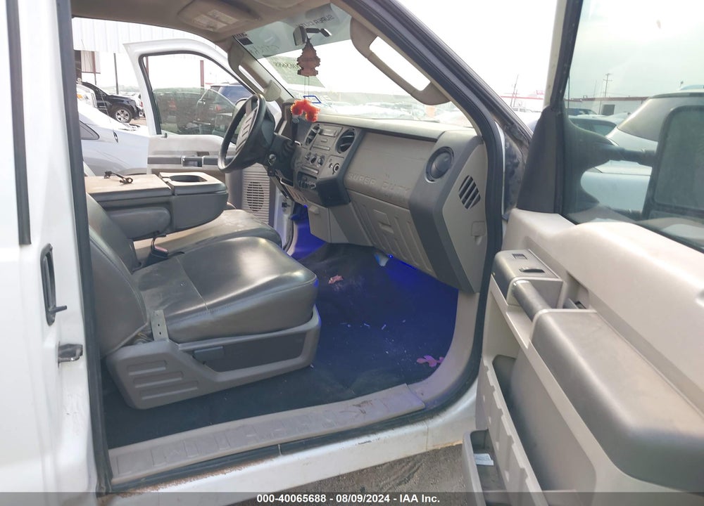 2009 FORD F-350 LARIAT/XL/XLT VIN: 1FTWX32R99EA75279